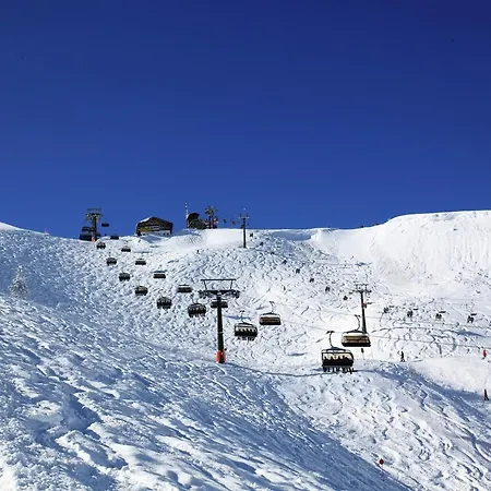 In Near Slopes 格罗萨尔